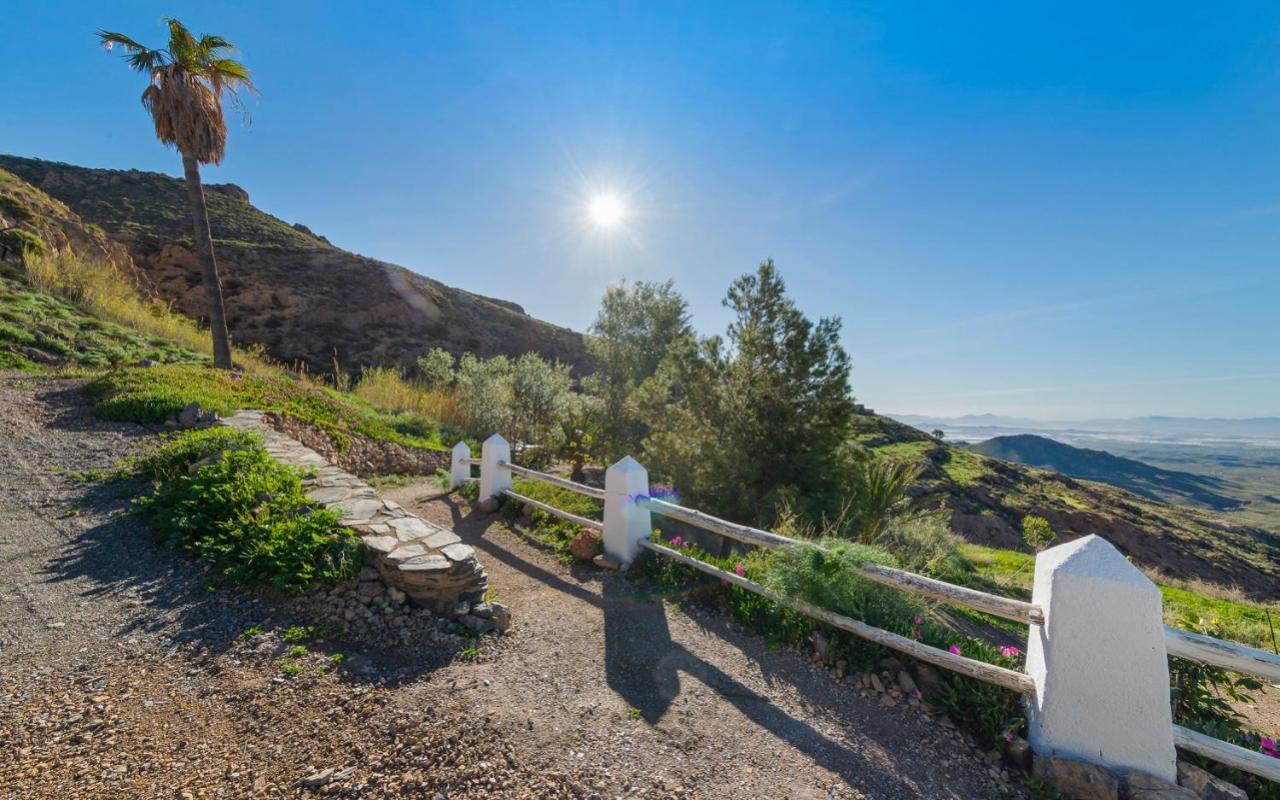 Cortijo El Albaricoque De La Sierra - Finca De 75 Hectareas ! 尼哈尔 外观 照片